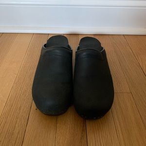 Dansko black clogs